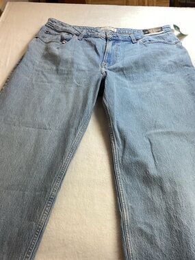 Abercrombie & Fitch Light Blue Relaxed Fit Men’s Jeans